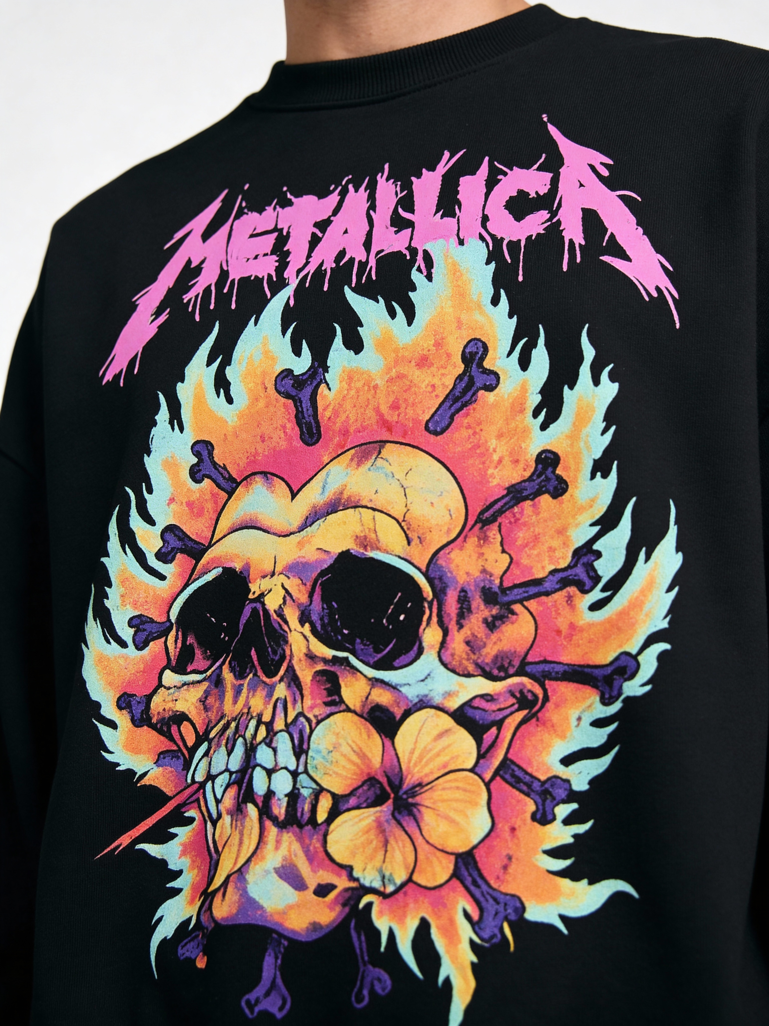 H Metallica Black Boxy Sweatshirt